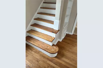 936 Vineshire Road, Cleveland Heights, OH 44121 - Photo 9