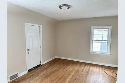 936 Vineshire Road, Cleveland Heights, OH 44121 - Photo 13