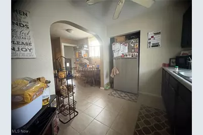 2529 17th Street NE, Canton, OH 44705 - Photo 9