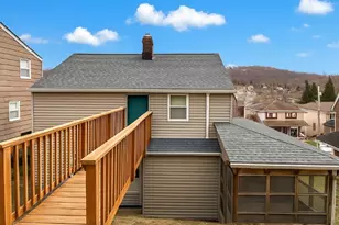 26 Elm St, Bridgeport, OH 43912 - Photo 3