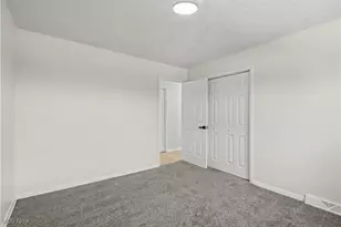 24600 Picone Ln, Huber Heights, OH 44146 - Photo 19