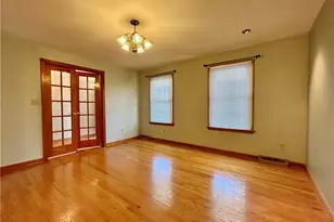 172 Lakeshore Dr, Struthers, OH 44471 - Photo 3