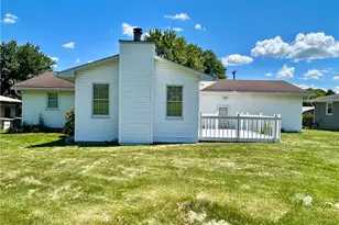 172 Lakeshore Dr, Struthers, OH 44471 - Photo 29