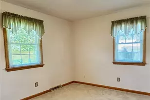172 Lakeshore Dr, Struthers, OH 44471 - Photo 19
