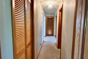172 Lakeshore Dr, Struthers, OH 44471 - Photo 13