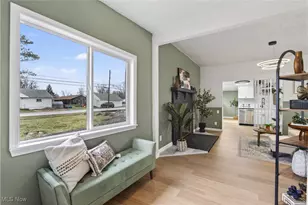 605 W Shore Blvd, Sheffield Lake, OH 44054 - Photo 3