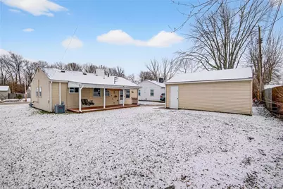 4434 Riverside Drive, Lorain, OH 44055 - Photo 17