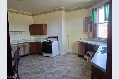 645 Logan Street, Steubenville, OH 43952 - Photo 3