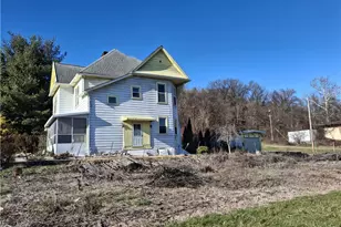 645 Logan St, Steubenville, OH 43952 - Photo 41