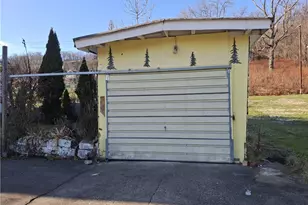 645 Logan St, Steubenville, OH 43952 - Photo 37