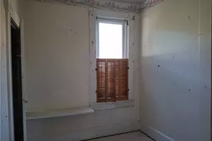 645 Logan St, Steubenville, OH 43952 - Photo 7