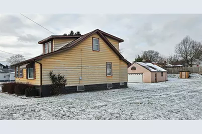 460 Devitt Avenue, Campbell, OH 44405 - Photo 3