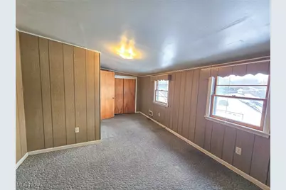 460 Devitt Avenue, Campbell, OH 44405 - Photo 17