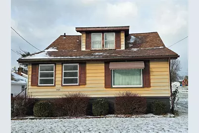 460 Devitt Avenue, Campbell, OH 44405 - Photo 1