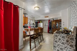 655 Oxford Ave, Akron, OH 44310 - Photo 11