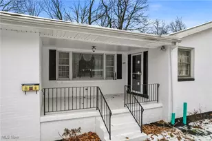 675 Blueberry Hill Dr, Canfield, OH 44406 - Photo 3