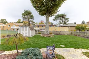 225 Florida Ave, Weirton, WV 26062 - Photo 19