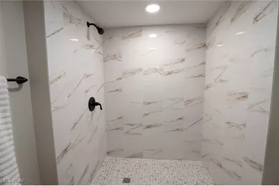 236 Adams Avenue, Cuyahoga Falls, OH 44221 - Photo 25