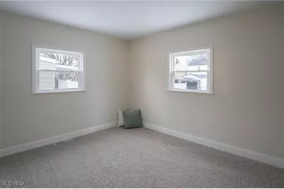 236 Adams Avenue, Cuyahoga Falls, OH 44221 - Photo 13