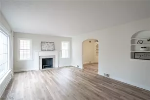 452 W Midlothian Blvd, Youngstown, OH 44511 - Photo 3