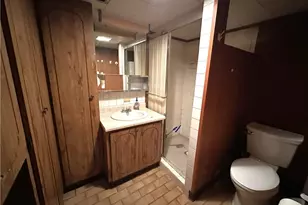 2023 Commerce St, Wellsburg, WV 26070 - Photo 35