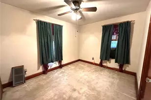 2023 Commerce St, Wellsburg, WV 26070 - Photo 17