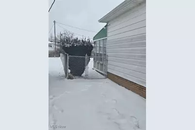 18743 Garden Boulevard, Loveland, OH 44128 - Photo 5