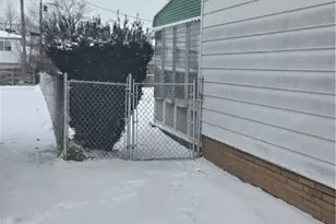 18743 Garden Blvd, Loveland, OH 44128 - Photo 5