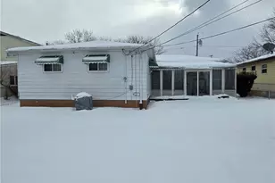 18743 Garden Blvd, Loveland, OH 44128 - Photo 3