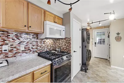 40 Lakeview Drive, Grafton, OH 44044 - Photo 7