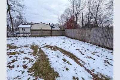 827 Winona Drive, Youngstown, OH 44511 - Photo 31