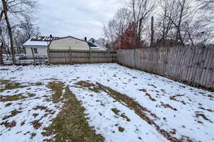 827 Winona Dr, Youngstown, OH 44511 - Photo 31