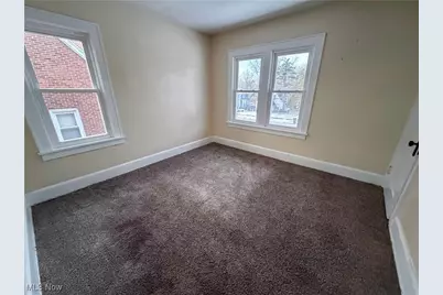 827 Winona Drive, Youngstown, OH 44511 - Photo 17