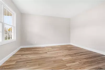 7974 Chablis Drive NW, Massillon, OH 44646 - Photo 9