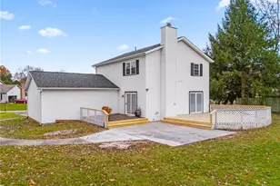 7974 Chablis Dr NW, Massillon, OH 44646 - Photo 35