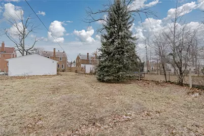 571 E 260th Street, Euclid, OH 44132 - Photo 31