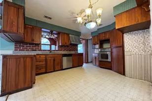 6133 Althea Dr, Painesville Twp, OH 44077 - Photo 3