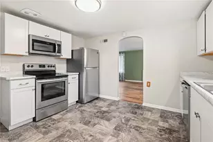 1202 37th St NW, Canton, OH 44709 - Photo 13