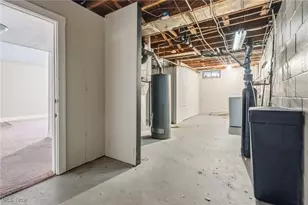 1202 37th St NW, Canton, OH 44709 - Photo 19