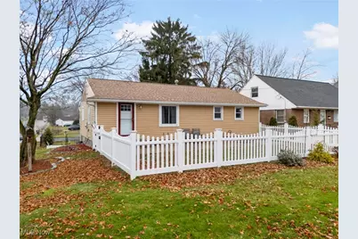 1202 37th Street NW, Canton, OH 44709 - Photo 3