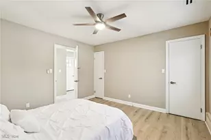 483 Parkside Dr, Akron, OH 44313 - Photo 17