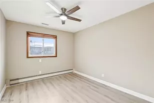 483 Parkside Dr, Akron, OH 44313 - Photo 21