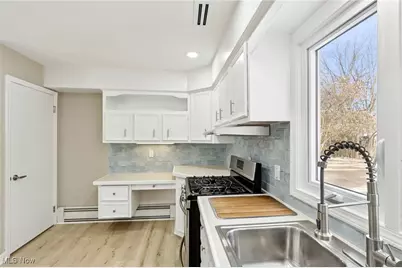 483 Parkside Drive, Akron, OH 44313 - Photo 15