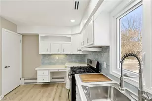 483 Parkside Dr, Akron, OH 44313 - Photo 15