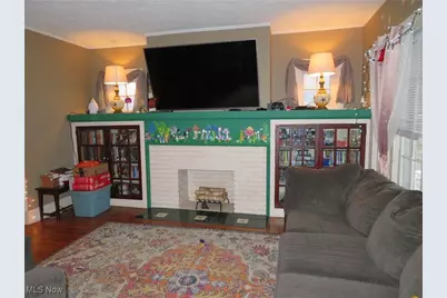 1050 Parkway Boulevard, Alliance, OH 44601 - Photo 9