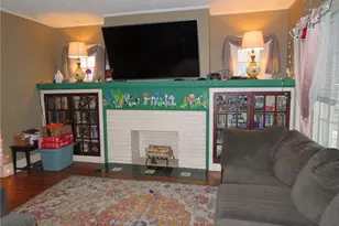 1050 Parkway Blvd, Alliance, OH 44601 - Photo 9