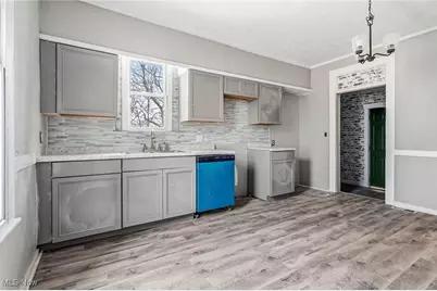 1010 S Liberty Avenue, Alliance, OH 44601 - Photo 7