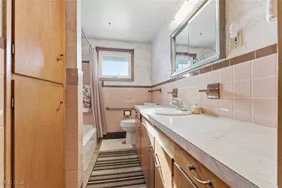 7680 Brookview Street, Louisville, OH 44641 - Photo 31