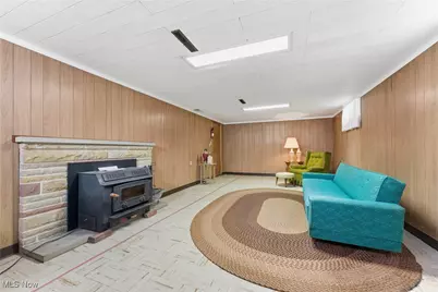 7680 Brookview Street, Louisville, OH 44641 - Photo 47