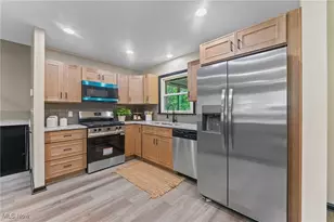 3913 Claridge Dr, Austintown, OH 44511 - Photo 9